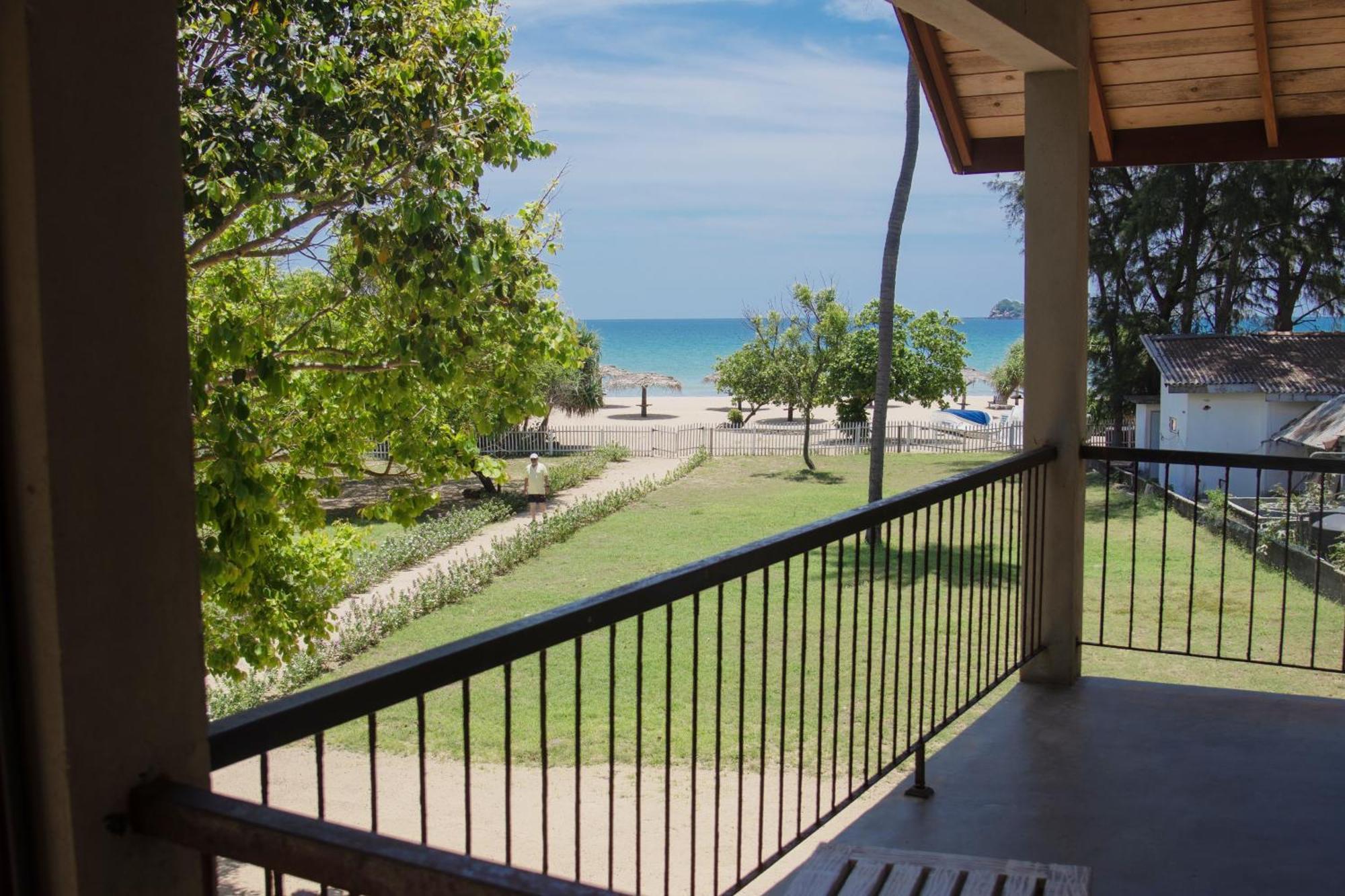 נילבלי Pigeon Island Beach Resort And Spa מראה חיצוני תמונה