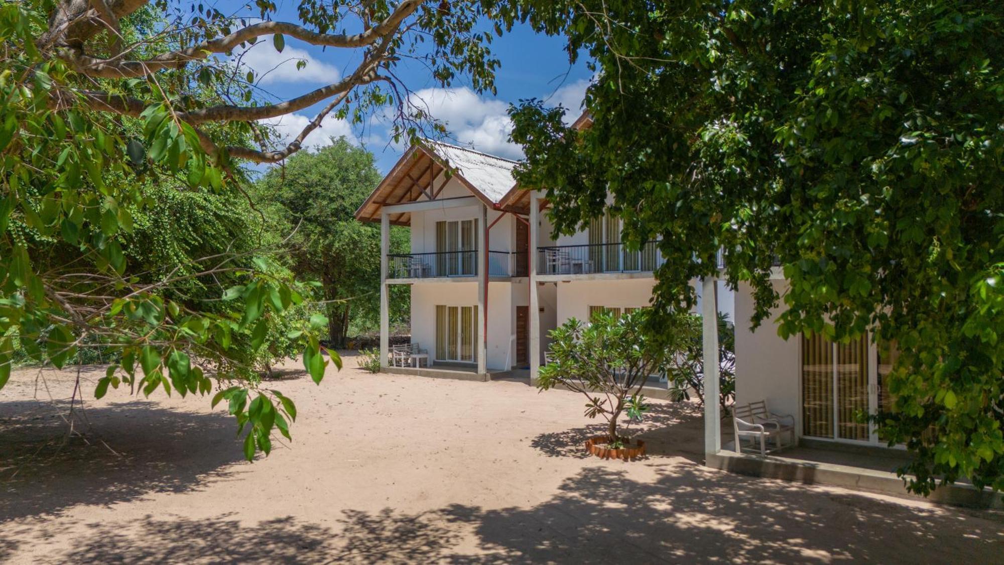 נילבלי Pigeon Island Beach Resort And Spa מראה חיצוני תמונה