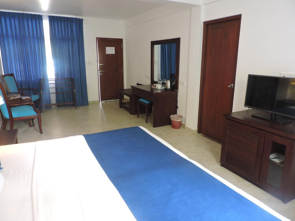 נילבלי Pigeon Island Beach Resort And Spa מראה חיצוני תמונה