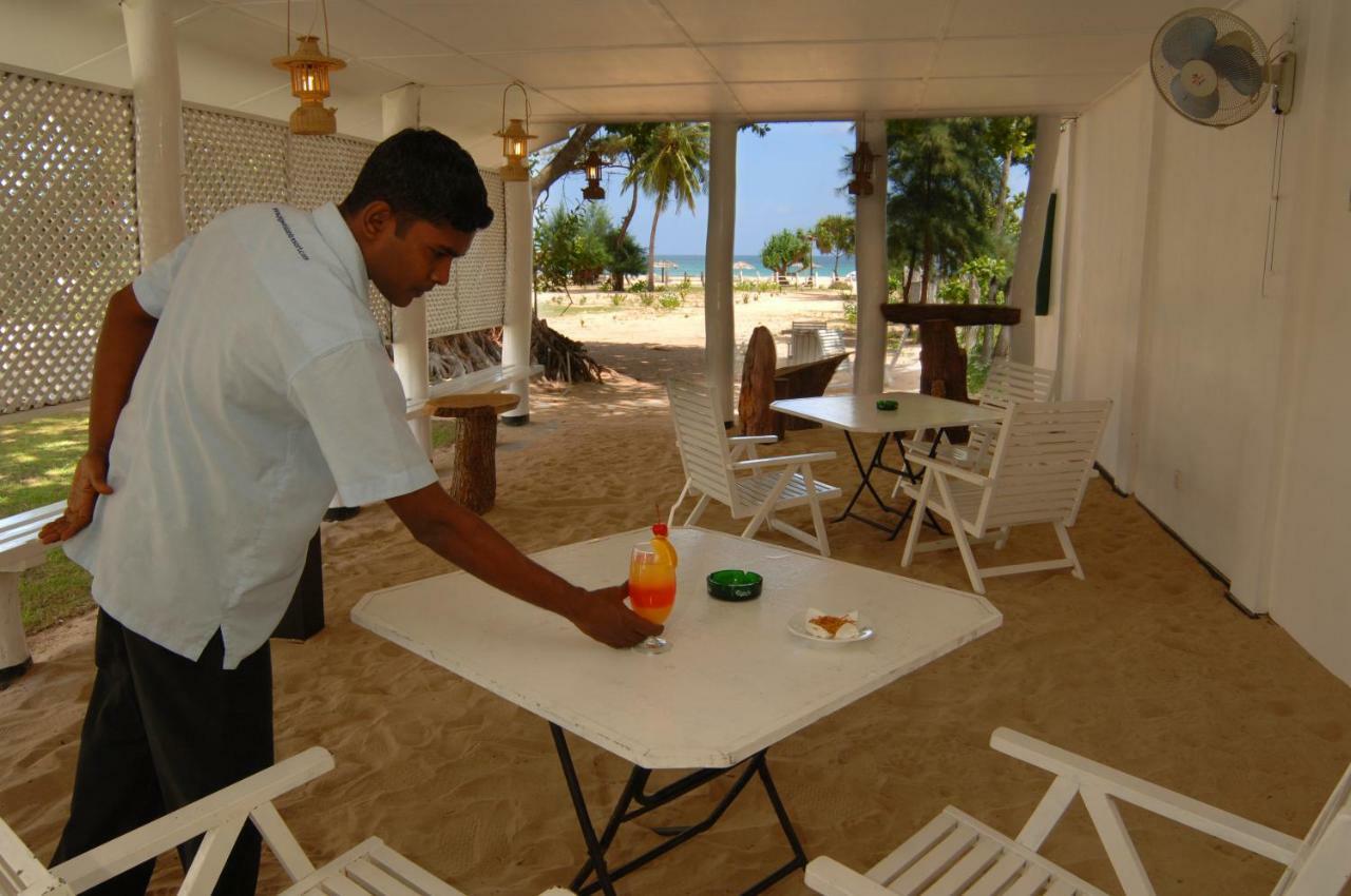 נילבלי Pigeon Island Beach Resort And Spa מראה חיצוני תמונה
