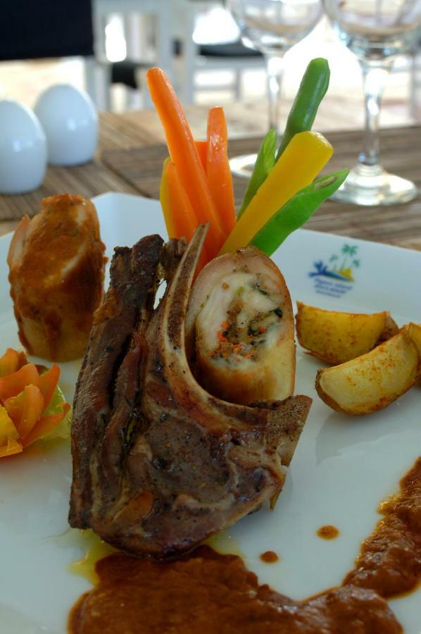 נילבלי Pigeon Island Beach Resort And Spa מראה חיצוני תמונה